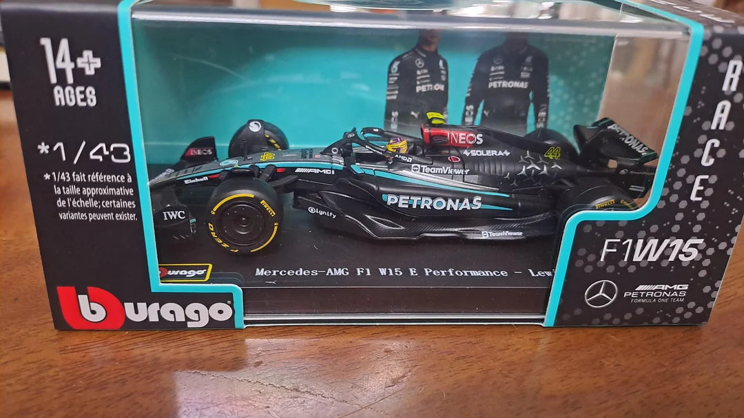BBURAGO  MERCEDES - AMG F1 W15 E PERFORMANCE -LEWIS HAMILTON 1/43 DIECAST MODEL CAR (18-38208H)