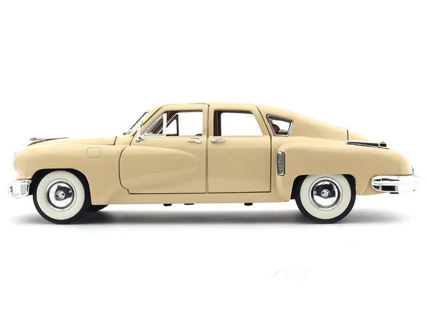 DIE CAST ROAD SIGNATURE 1948 TUCKER TORPEDO 1/18 SCALE CREAM NO:92268