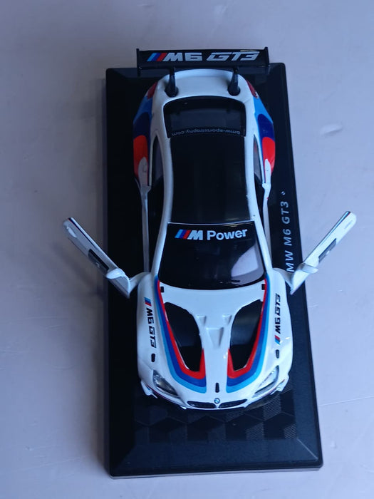 CCA 1:44 BMW M6 GT3 DIECAST MODEL 67081A CAR WHITE