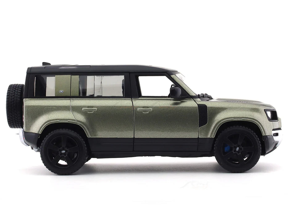 BBURAGO - 1/24 SCALE MODEL LAND ROVER DEFENDER 110 REPLICA MINIATURE SUV 2022 (GREEN) 18-91101GR
