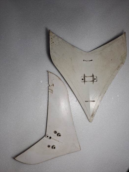 HIROBO VINTAGE SHUTTLE PLUS 0402-712 TAIL FIN SET PREO-WNED