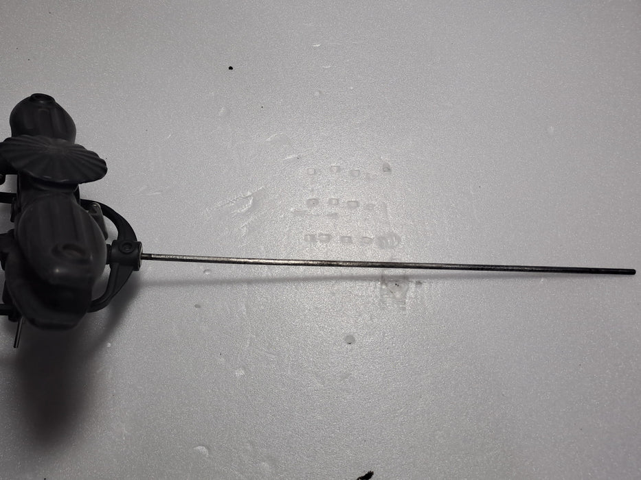 550 SIZE HELI HEAD ASSEMBLY WITH FLY BAR CAGE AND ROD PRE-OWNED