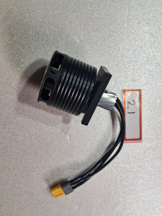 FLYWING 450 HELI BRUSHLESS MOTOR  PRE OWNED QUALITY