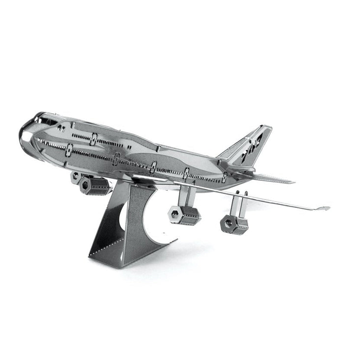 BOEING 747