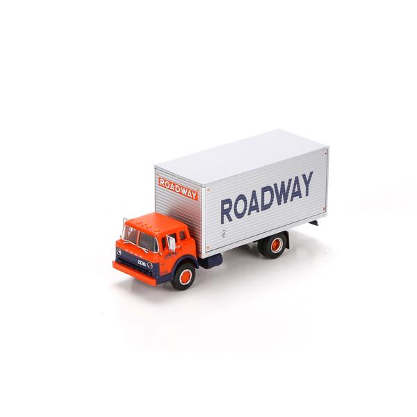 HO SCALE VEHICLES