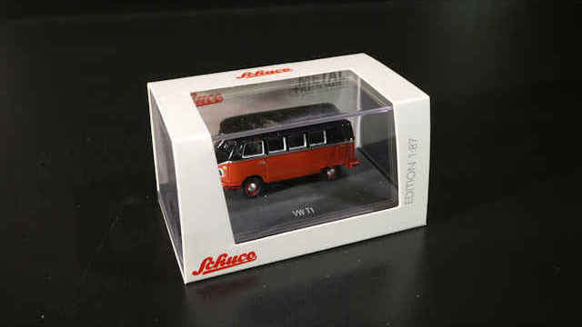 SCHUCO VAN 452633700