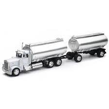 HO SCALE FUEL TANKER