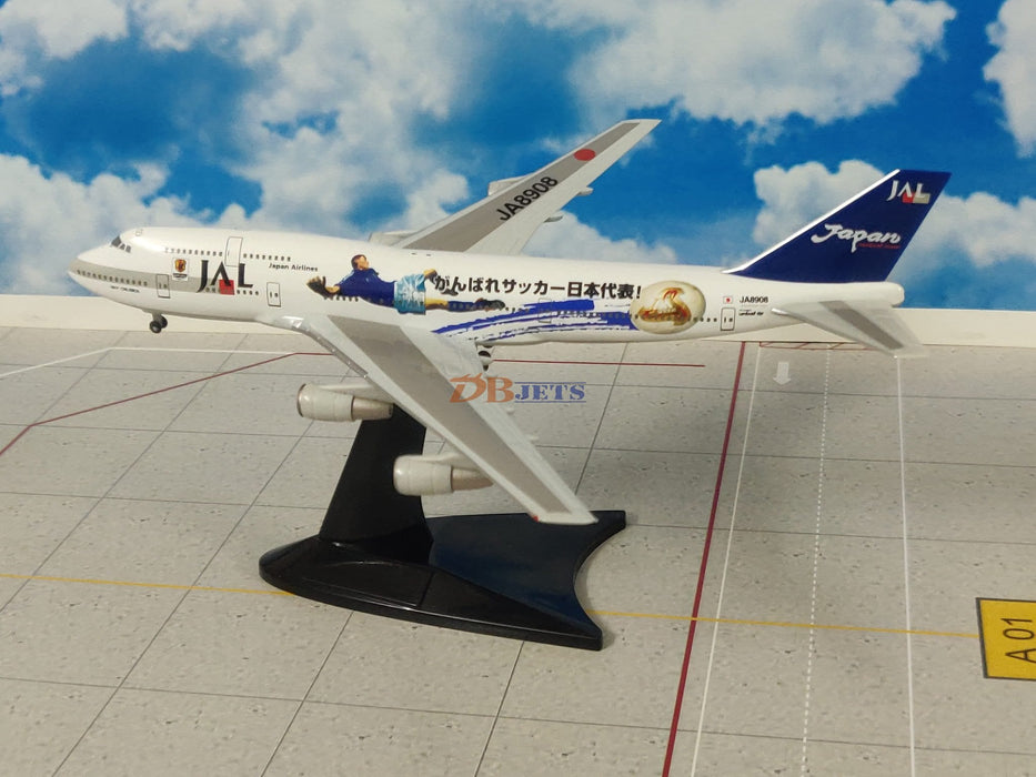 AIRPLANE DIECAST METAL JAL B747 AIRLINES 1:400 MODEL