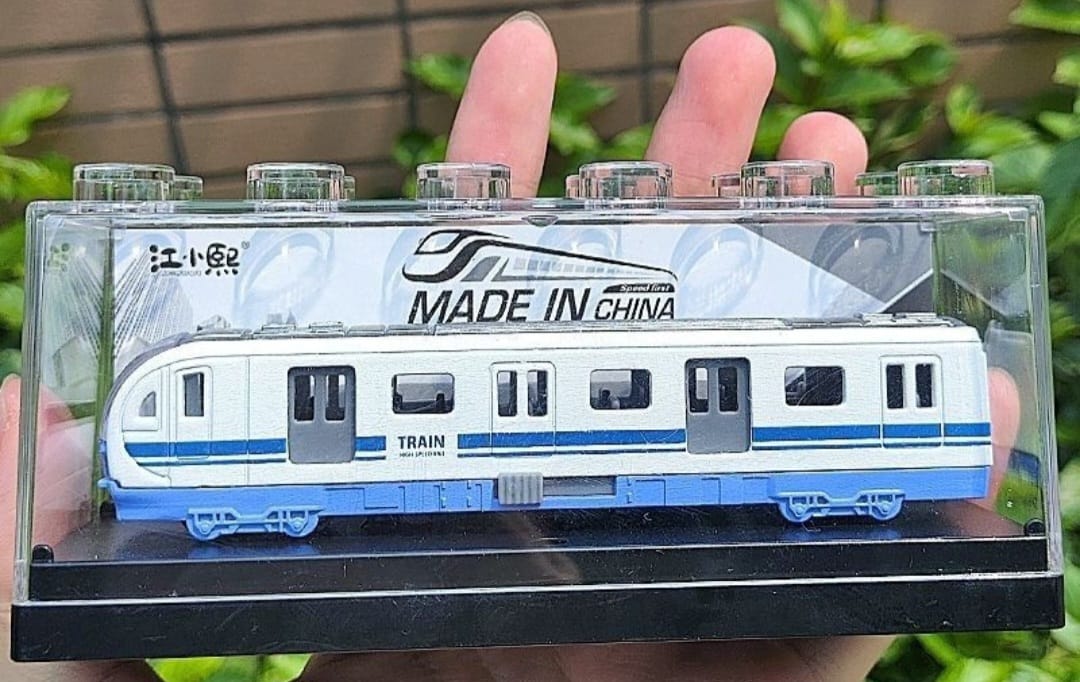 DIECAST MODEL 1/64 TRAINS