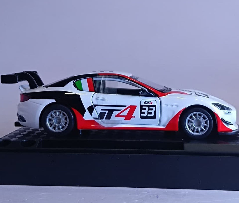 CCA MASERATI GRAN TURISMO MC GT4 1:32 DIECAST MODEL 88457 WHITE RED
