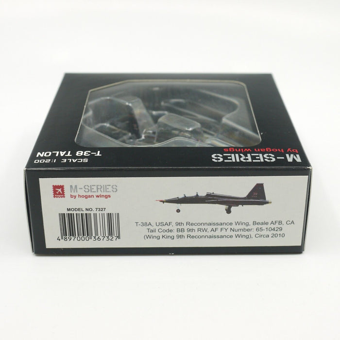 Airplane Diecast  T-38 Talon 1:200 Scale Model No.7327