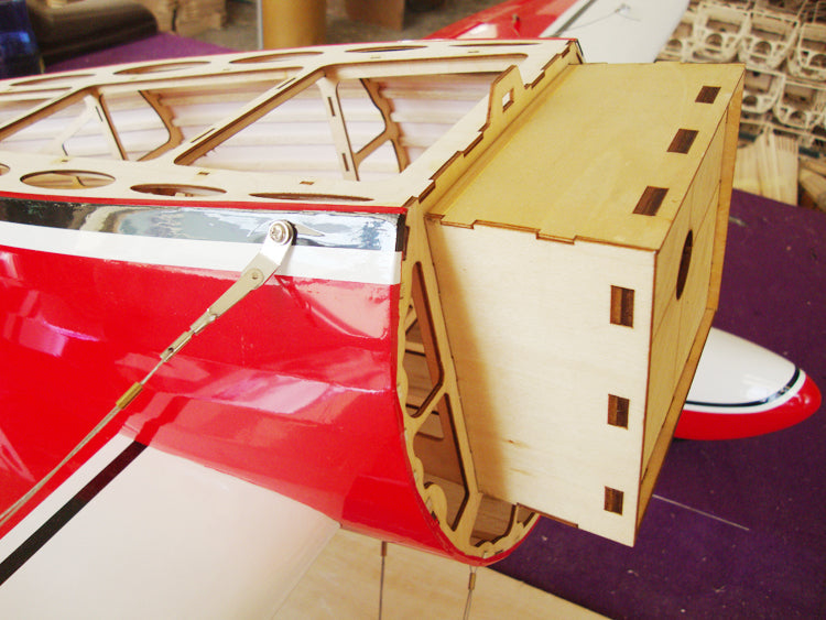 SKYBEE SENIOR RC PLANE