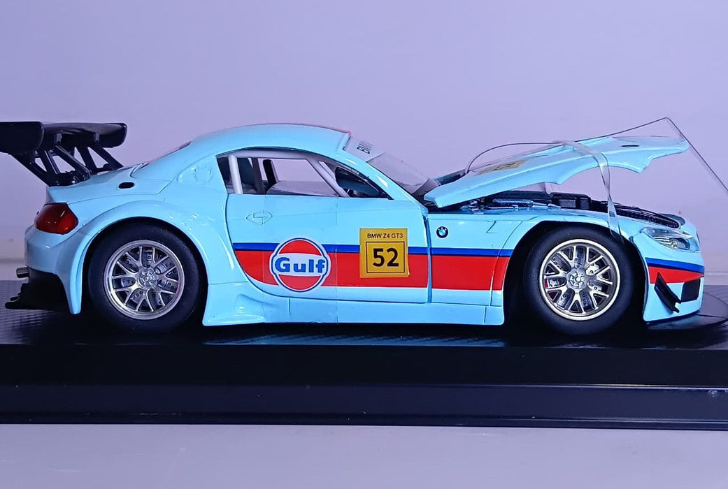 CCA GULF BMW Z4 GT3 1:24 DIECAST MODEL 68299T WHITE ORANGE