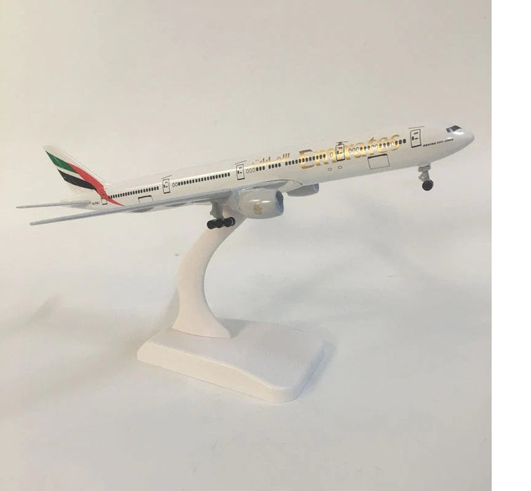 Airplane Diecast Metal Emirates B777 20Cm