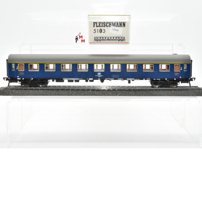 FLEISCHMANN 5103 HO 1:87 SCALE EXPRESS COACH 51 80 10-80 222-2 OF THE DB