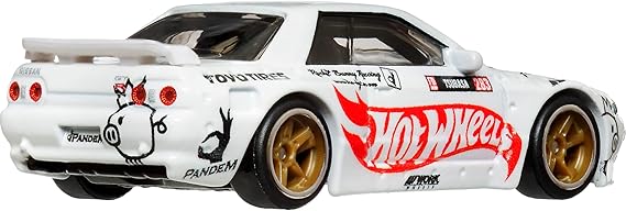 HOT WHEELS NISSAN SKYLINE GT-R R32 PANDEM  MODERN CLASSICS CAR (9C1E)