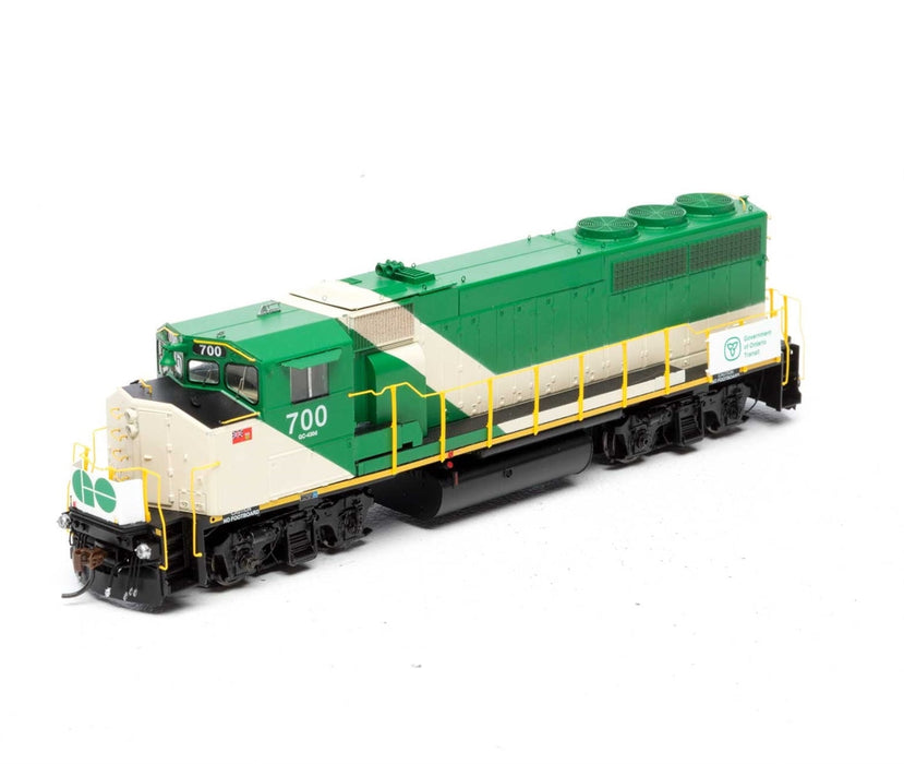HO GP40-2W, GO Transit #700 with SOUND