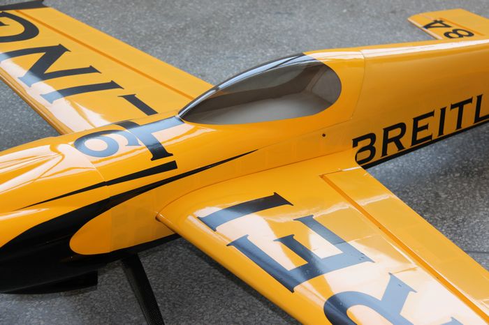 GOLDWING SKYLINE MXS-R 30 CC RC PLANE