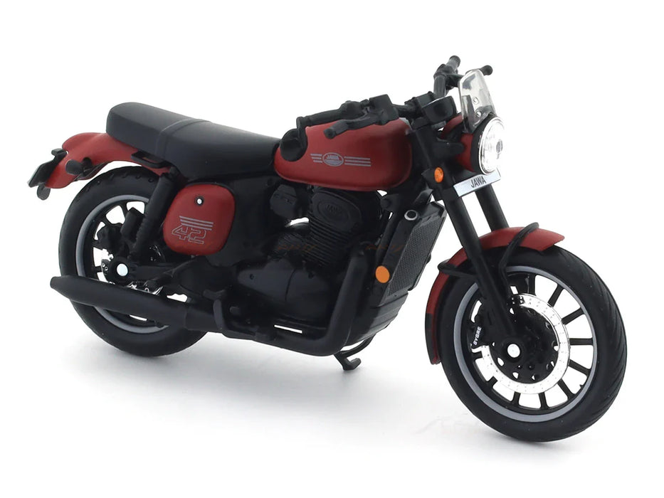 MAISTO JAWA 42 RED 1:18 SCALE DIECAST CLAJMT00319