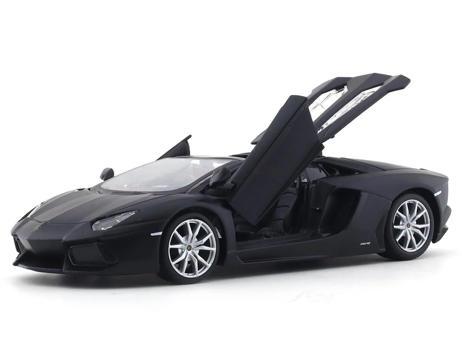 LAMBORGHINI AVENTADOR LP700-4 ROADSTER 1:24 MAISTO DIECAST ALLOY SCALE MODEL CAR 51504