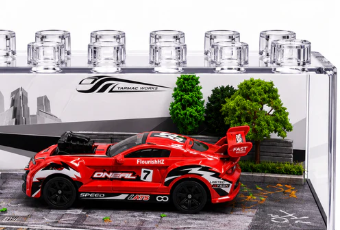 DIORAMA RED RACING CAR MINIATURE 1:64 SCALE 95577-30