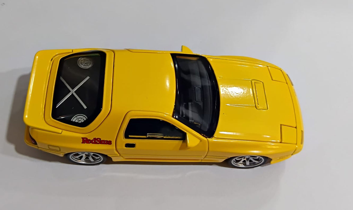 DIECAST MZADA RED SNIS  1:32 SCALE MODEL CAR YELLOW  (D21023)