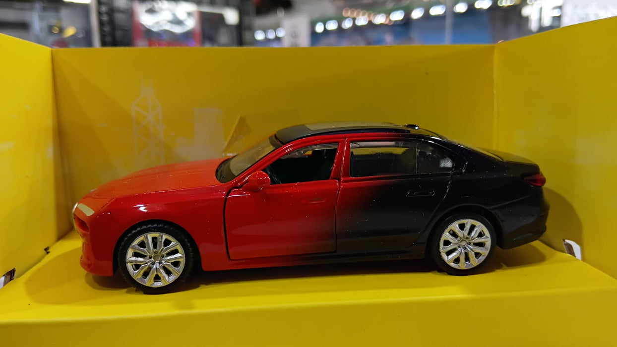 CCA 1:36 BMW I7 DIECAST MODEL 12012 CAR RED/BLACK