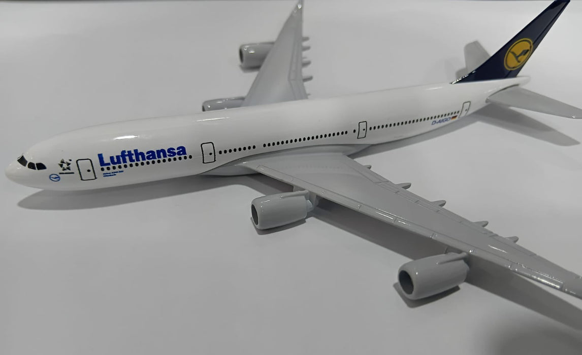 AIRPLANE METAL DIECAST LUFTHANSA D-AIGO A380 16CM