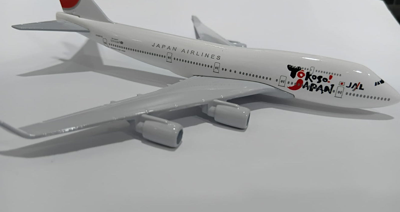 AIRPLANE DIECAST JAPAN AIRLINE YOKOSI JAL BOEING 747-400 16CM