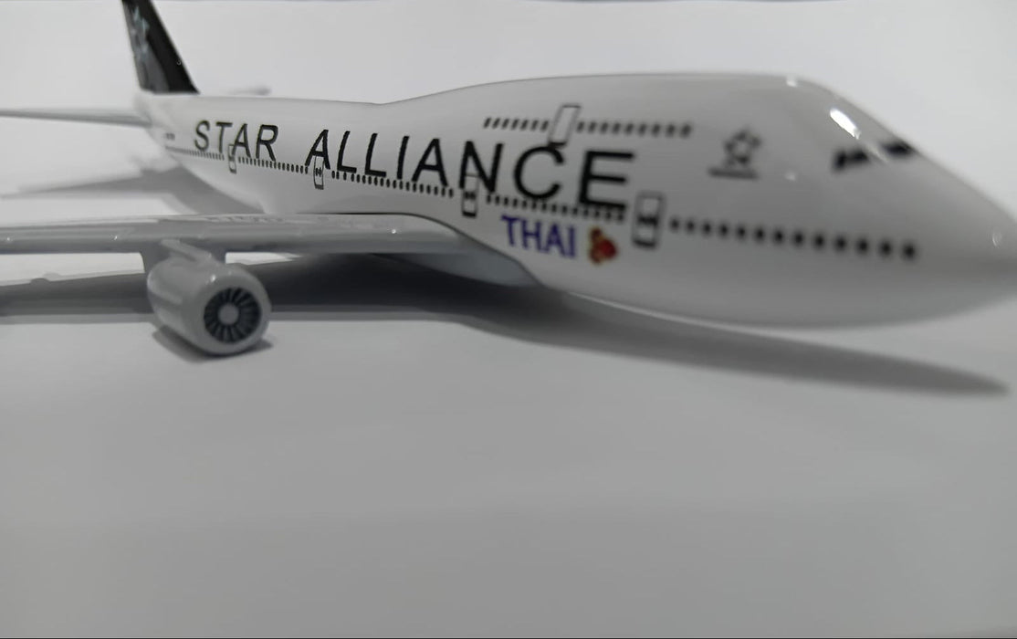 AIRPLANE DIECAST STAR ALLIANCE THAI A380 16CM