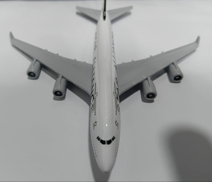 AIRPLANE DIECAST STAR ALLIANCE THAI A380 16CM