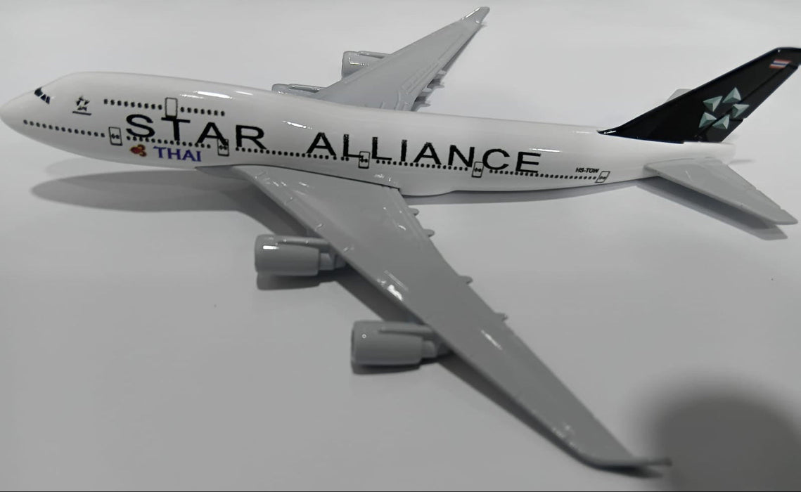 AIRPLANE DIECAST STAR ALLIANCE THAI A380 16CM