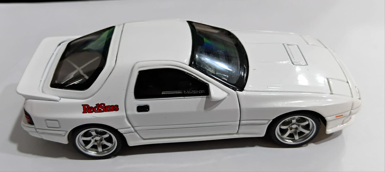 DIECAST MZADA RED SNIS  1:32 SCALE MODEL CAR WHITE (D21023)