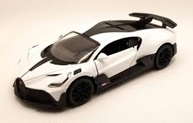 KINSMART BUGATTI DIVO 1:36 NO: KT5442D (WHITE)