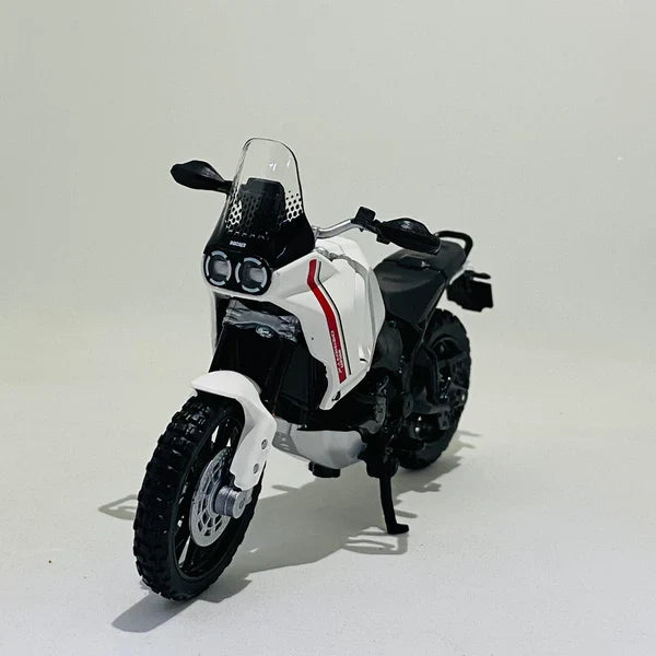 MAISTO DUCATI DESERT X 1/18 DIECAST MODEL