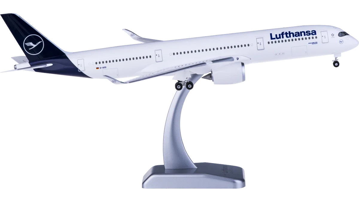 AIRPLANE METAL DIECAST LUFTHANSA A350  32 CM 1:200 SCALE