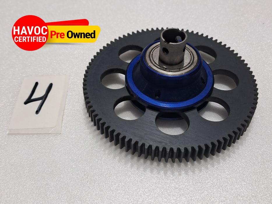 HIROBO SDX SWM MAIN GEAR WITH AUTOROTATION ONE WAY BEARING AND BEARING SHAFT PRE OWNED QUALITY