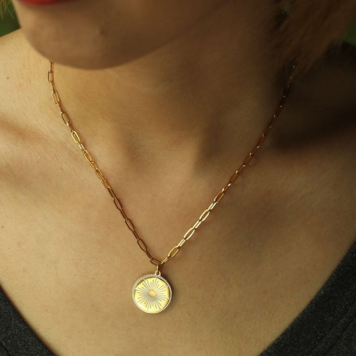 LUNA Necklace