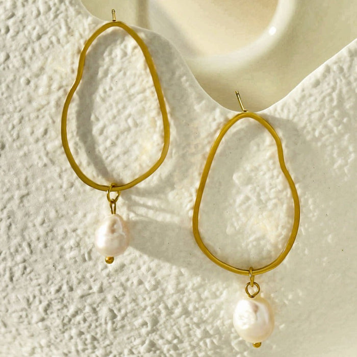 SADIE Natural Freshwater Pearl Earrings