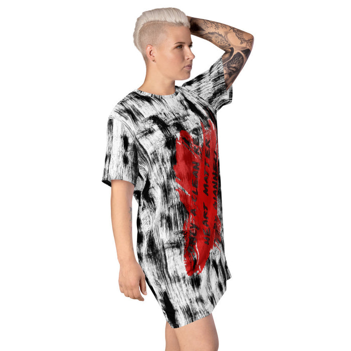 CLEAN HEART T-shirt Dress by Gianneli